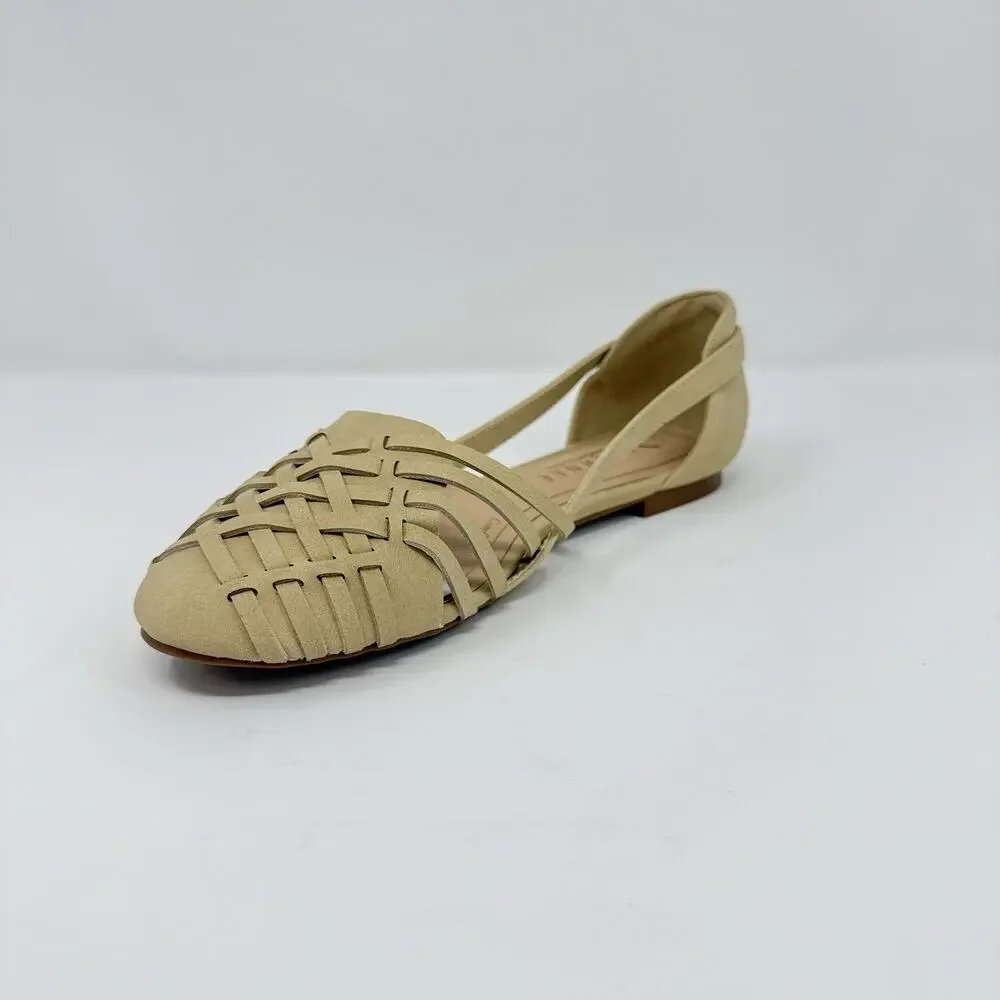 Journee Collection Ekko Sand Flats Sand Nubuck Women’s Size 7
